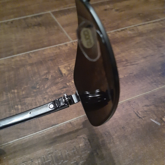 Gucci Aviator Sunglasses 2022 Black On Black Dark Lens - Picture 4 of 4